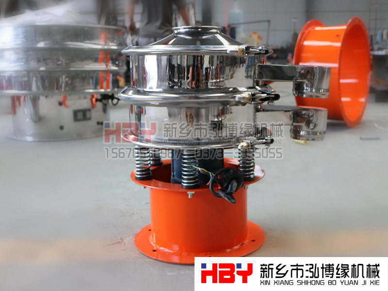 濟(jì)源家用HBY-400型篩粉機(jī)已經(jīng)發(fā)貨 ??！請(qǐng)趙先生 做好接貨準(zhǔn)備